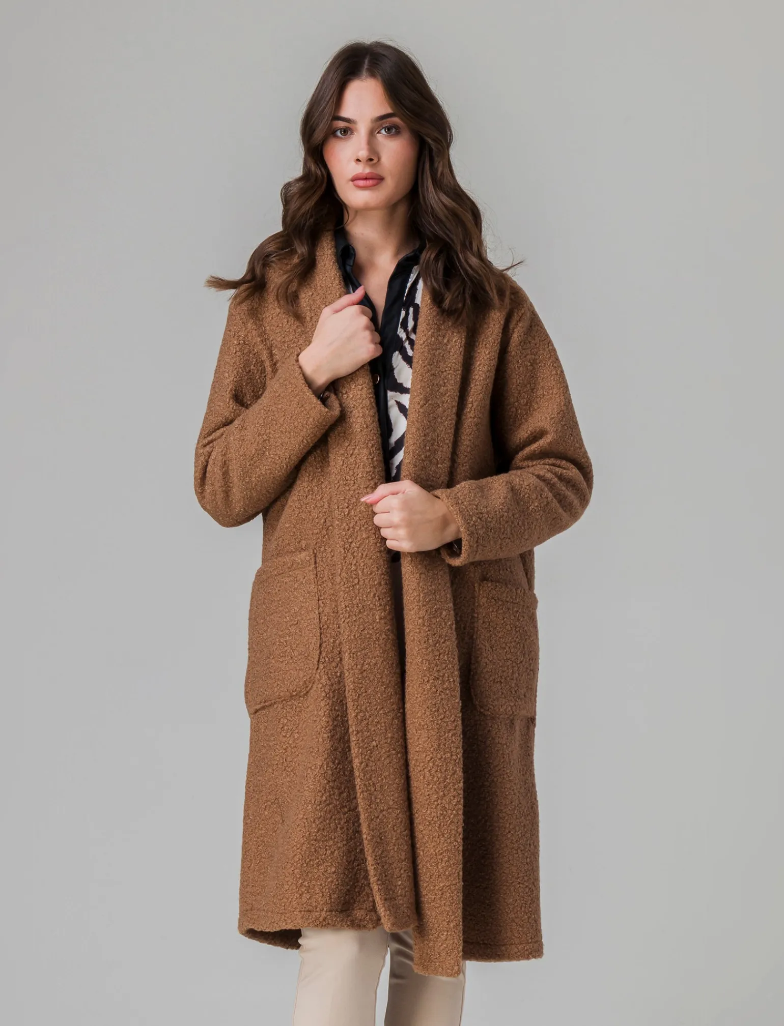 Donna Piazza Italia Donna | Giubbini E Cappotti<Cappotto aperto in tessuto bouclè - Cammello