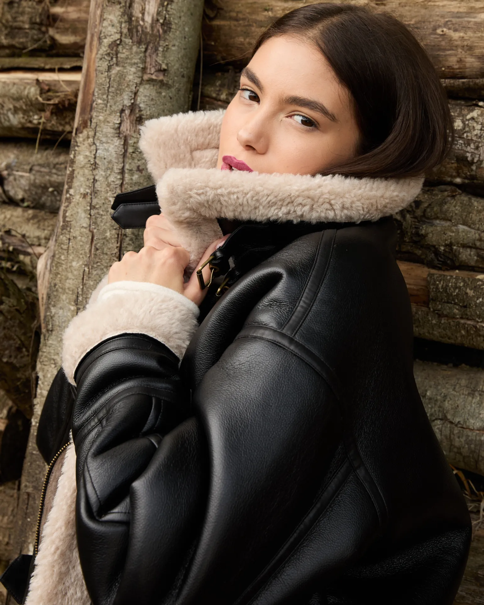 Donna Piazza Italia Giubbini E Cappotti<Giubotto corto modello chiodo in finto suede cintura in vita - Nero