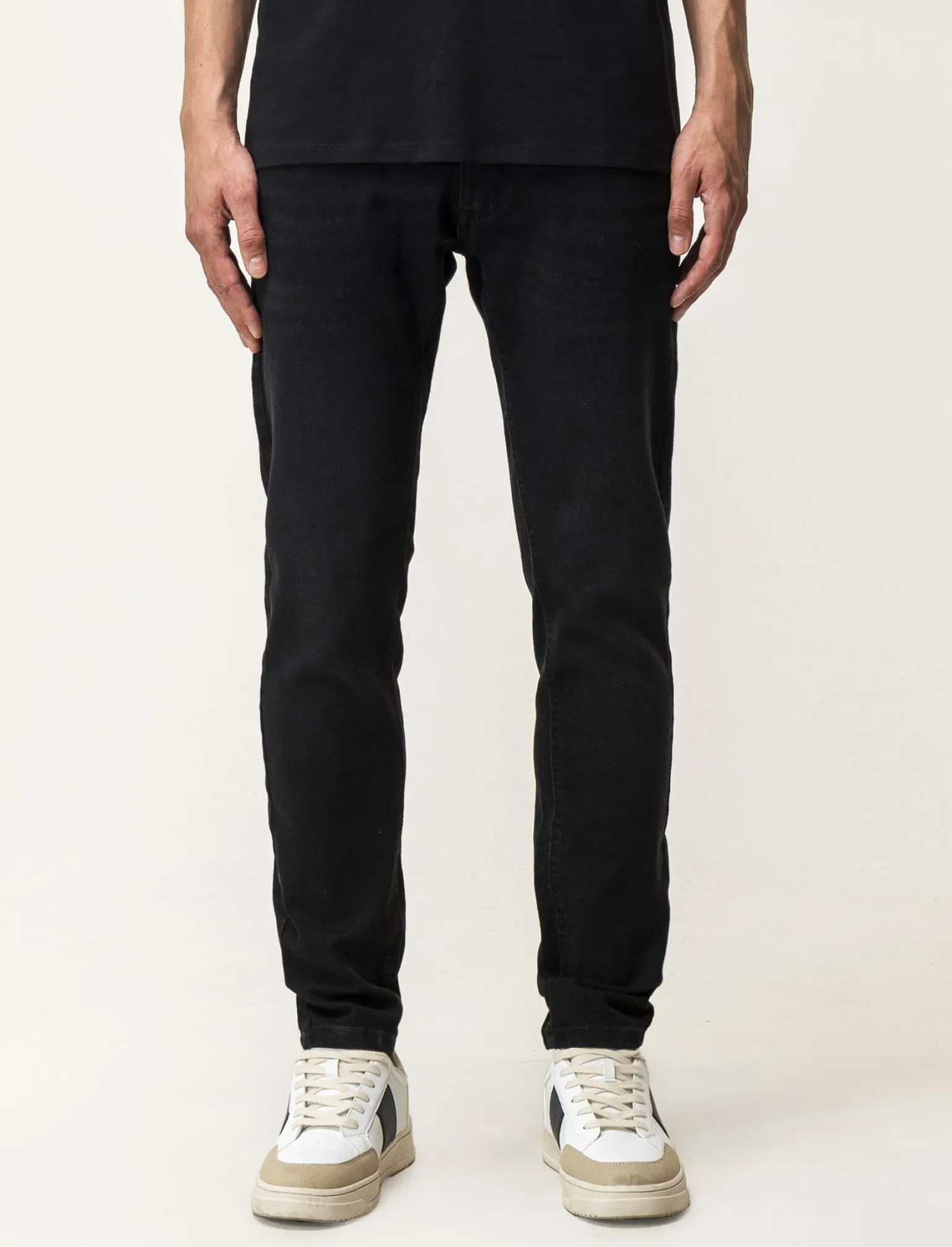 Uomo Piazza Italia Jeans<Jeans skinny fit cinque tasche in essuto denim super stretch effetto slavato. Chiusura anteriore con -