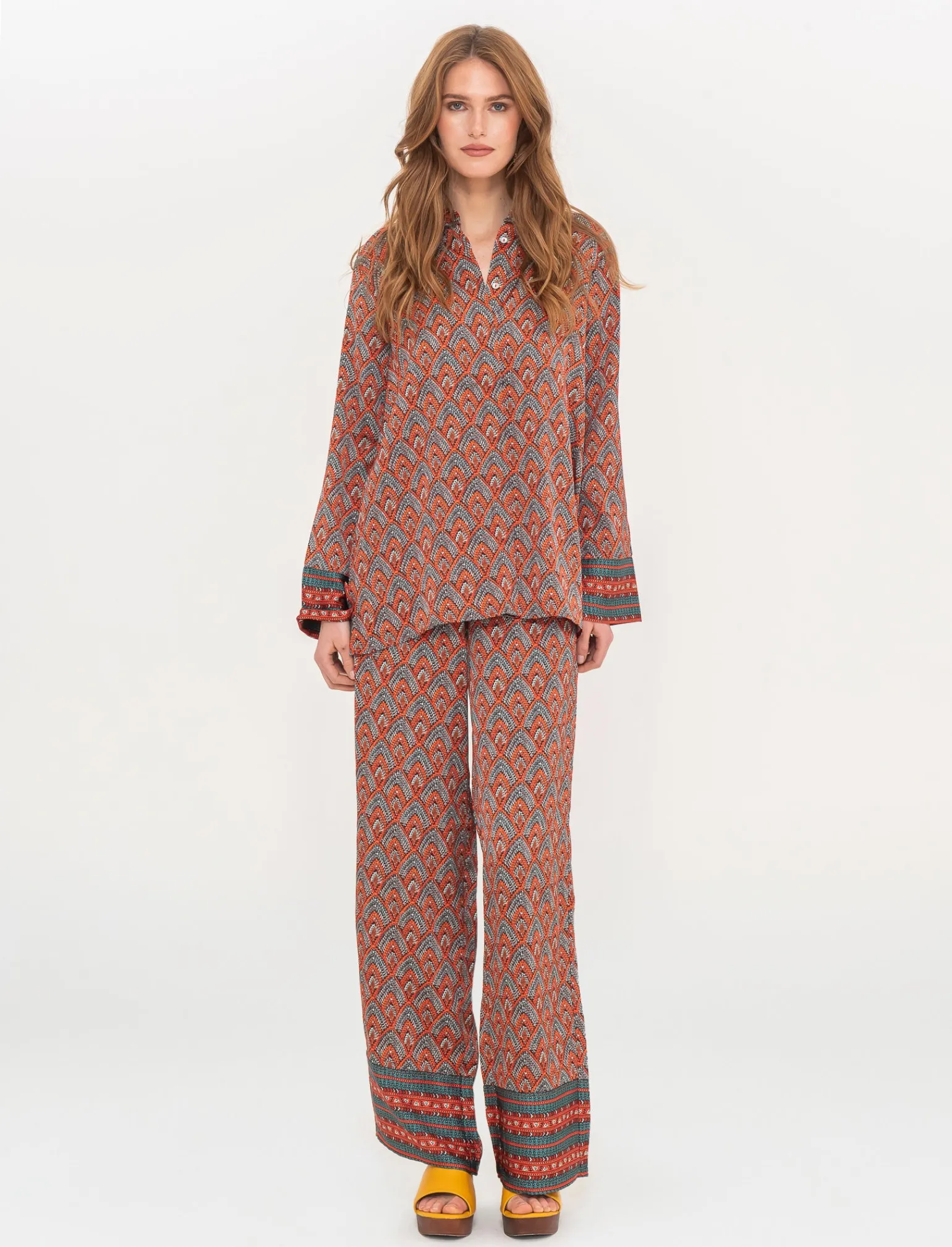 Donna Piazza Italia Donna<Pantalone a palazzo in tessuto fluido con coulisse e simpatiche nappine - var 2