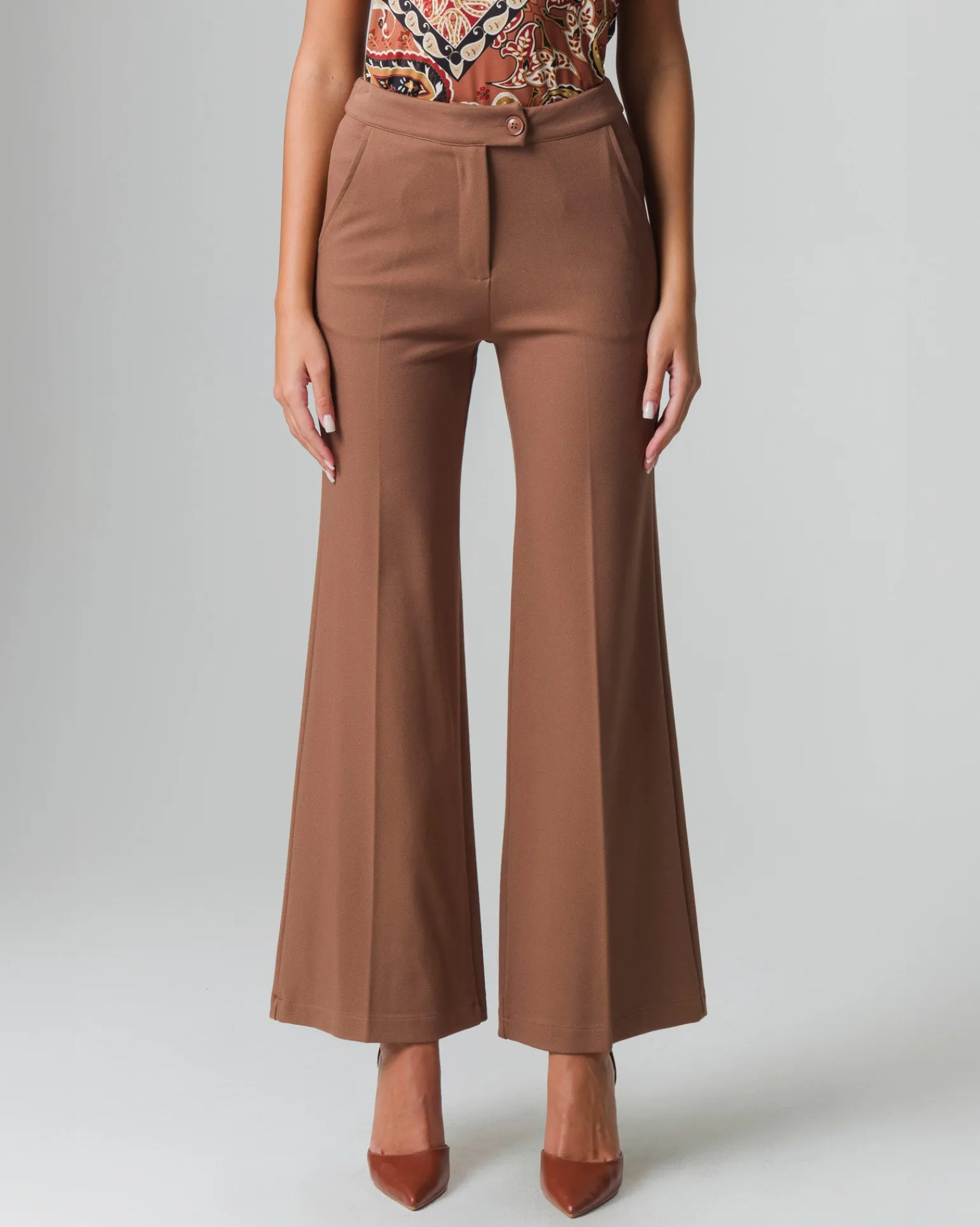 Donna Piazza Italia Donna | Pantaloni<Pantalone palazzo con chiusura con zip e bottoni. tasche americane sui fianchi - Cammello