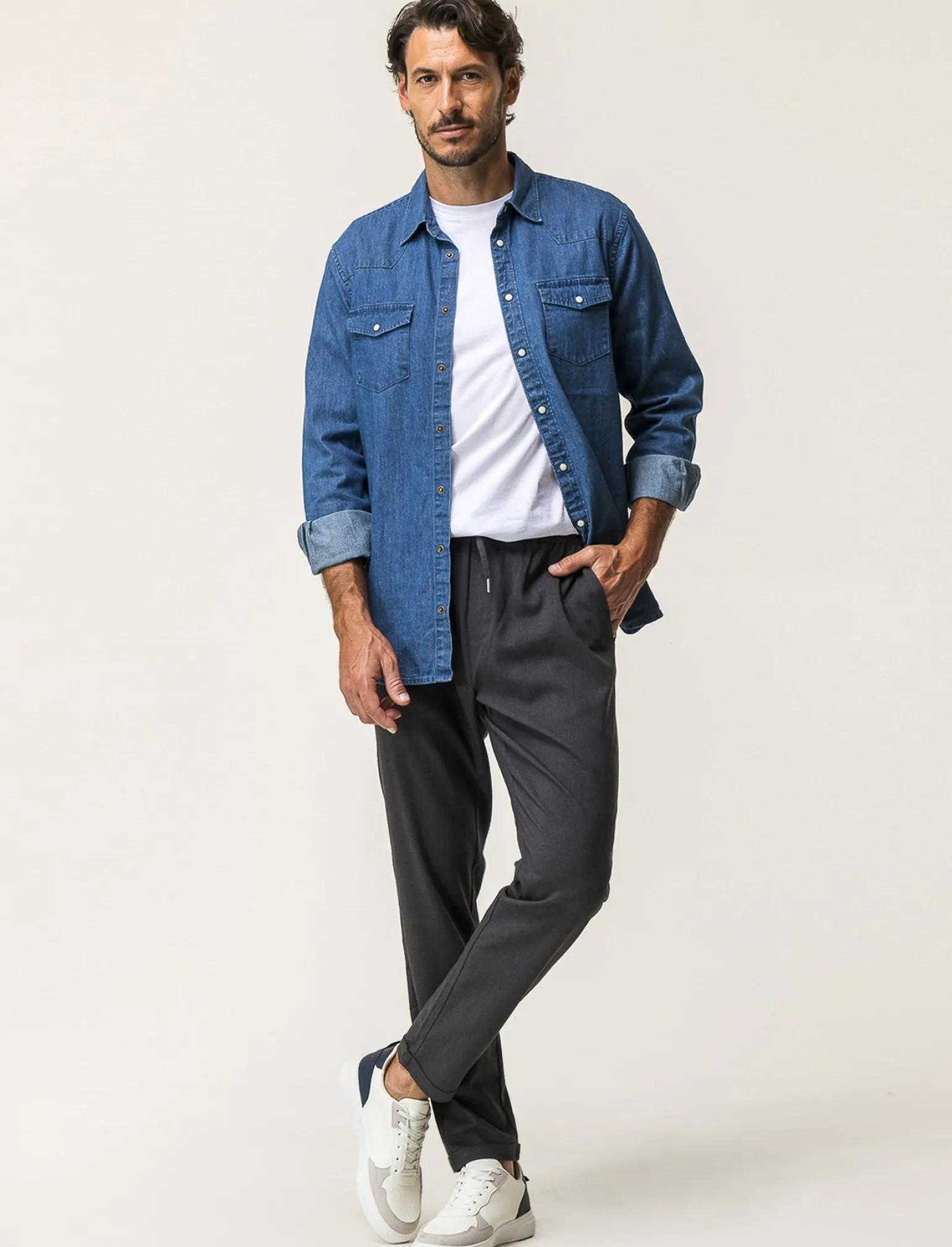 Uomo Piazza Italia Pantaloni<Pantaloni chino con vita elasticizzata regolabile con laccio e dettaglio di tasche a filetto posteri - Antracite melange